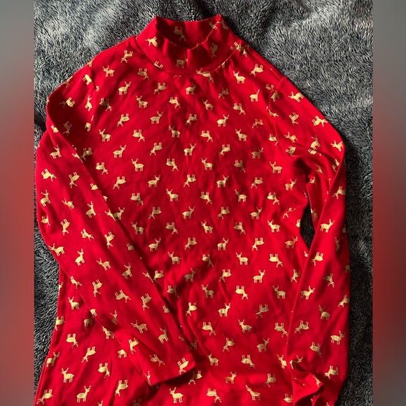 Red reindeer size large shirt - Picture 2 of 9